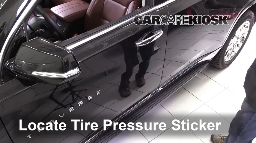 2018 Chevrolet Traverse High Country 3.6L V6 Tires & Wheels Check Tire Pressure